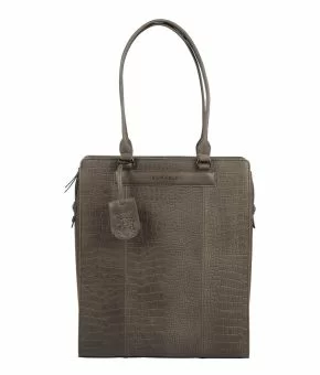 Casual Carly Shopper