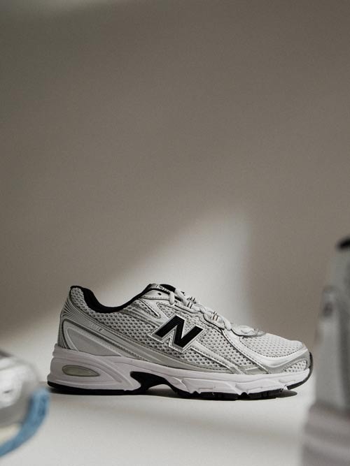 Image of: NEW BALANCE