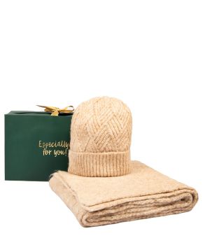 Giftbox Cozy Women Beanie and Scarf