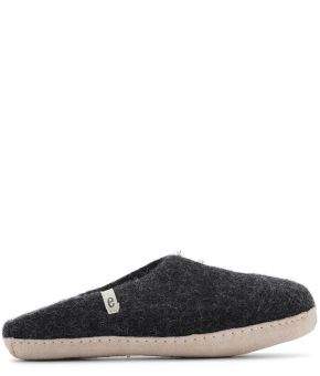 egos-slip-on-black-1