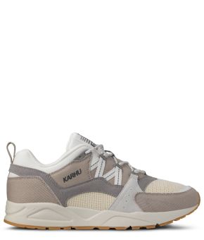 karhu-143198-wit 1