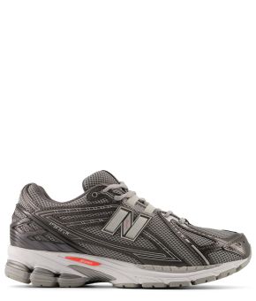 new-balance-138078-zwart 1