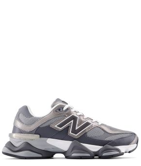 new-balance-141901-shiny-black 1