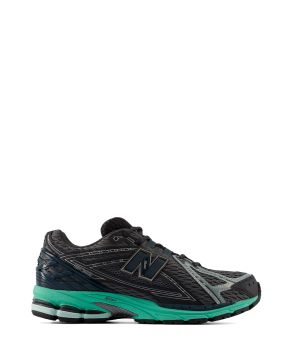 new-balance-142143-zwart 1