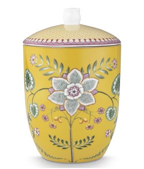 pip-studio-143556-geel 1