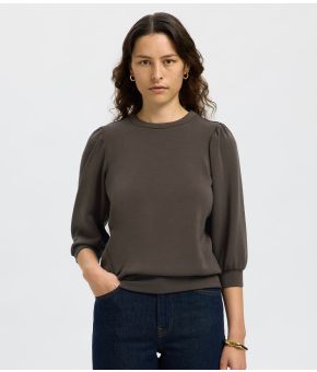 selected-femme-136403-bruin 1