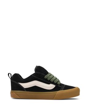 vans-138421-zwart 1